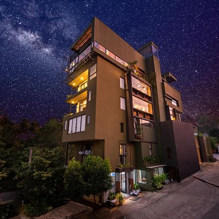 White Moon Resort Гампа Екстериор снимка