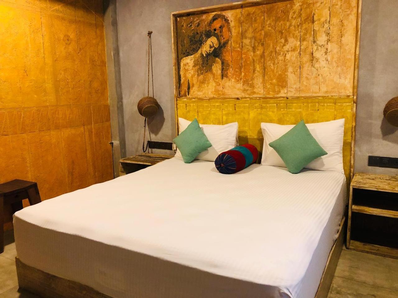 White Moon Resort Гампа Екстериор снимка