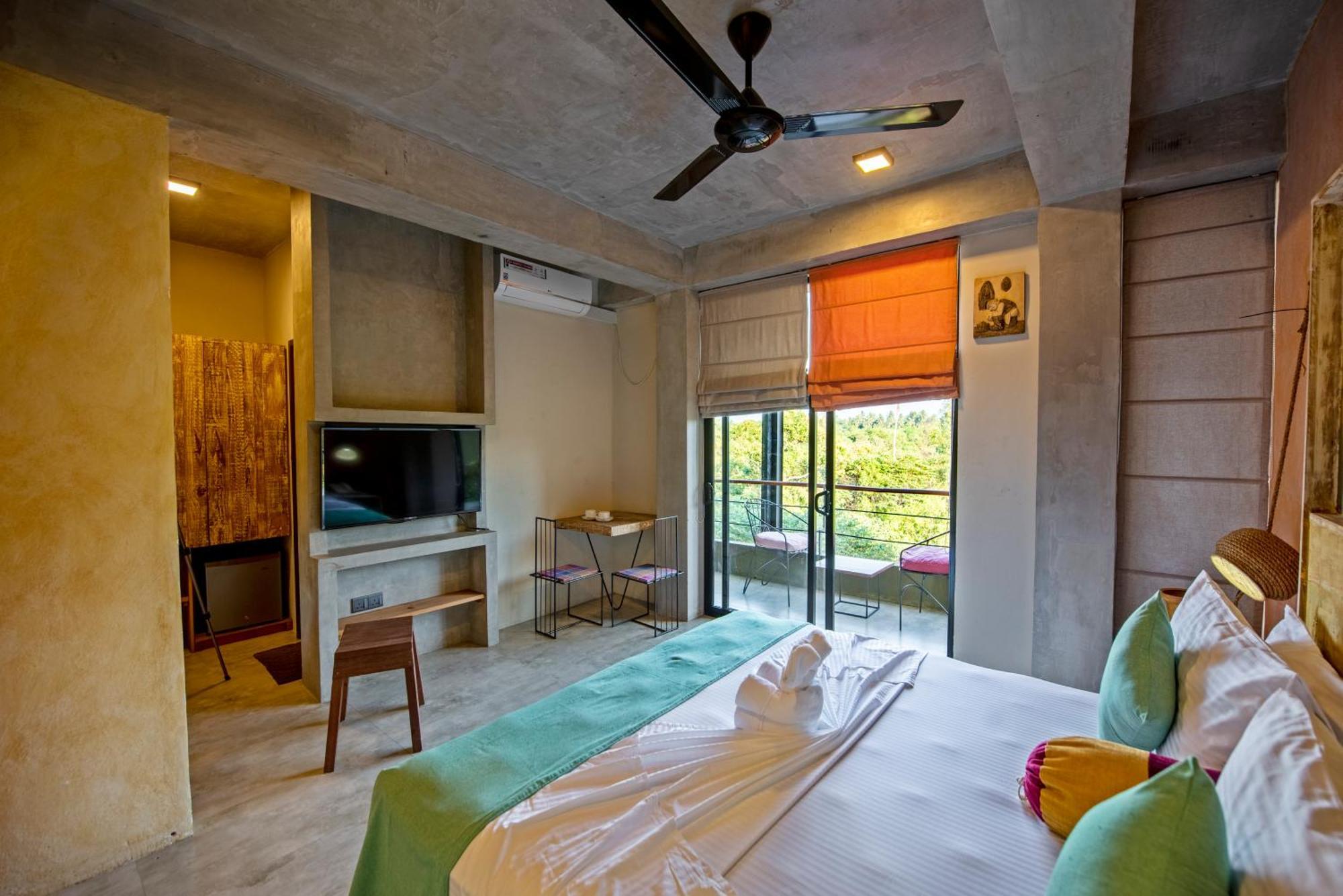 White Moon Resort Гампа Екстериор снимка