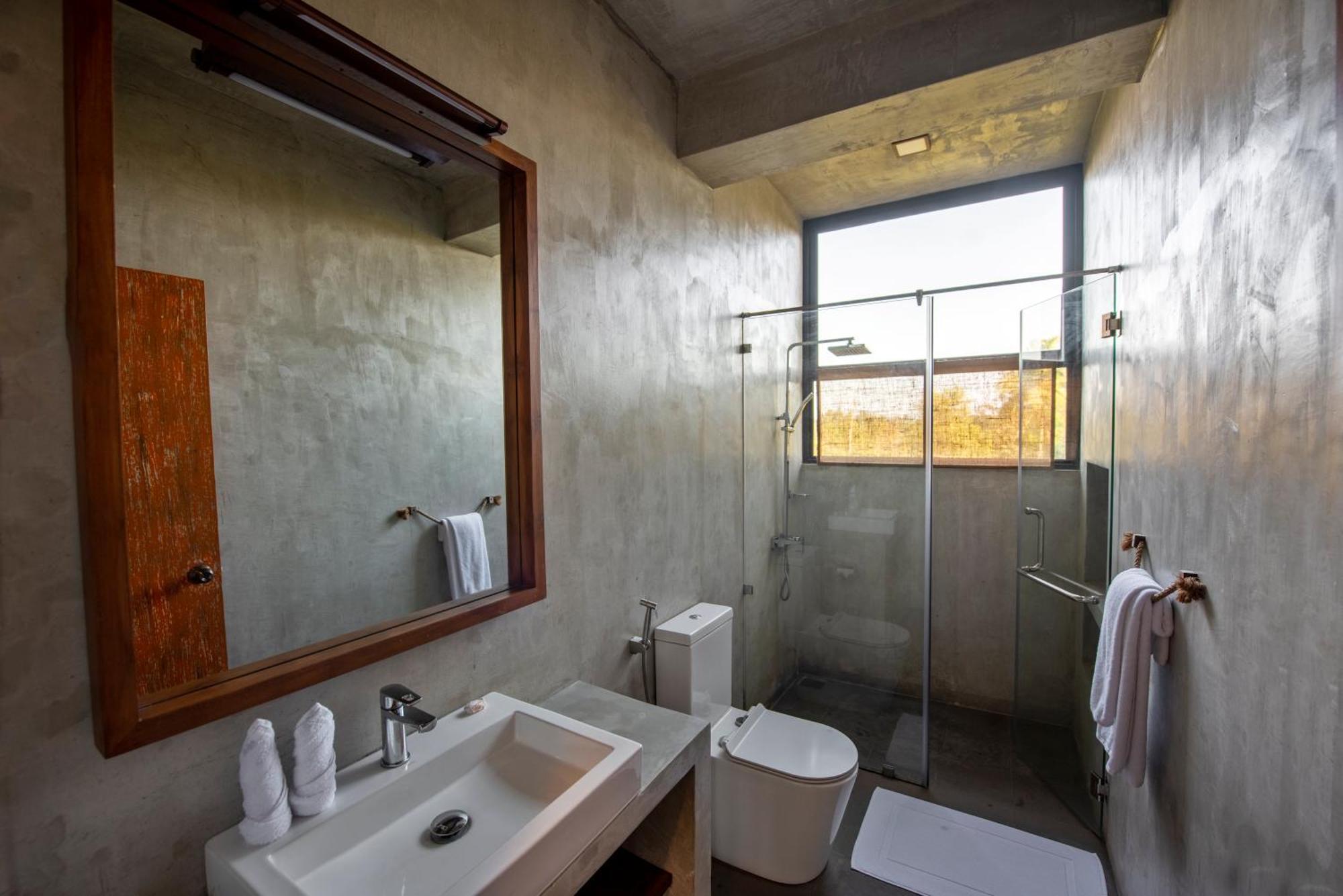 White Moon Resort Гампа Екстериор снимка
